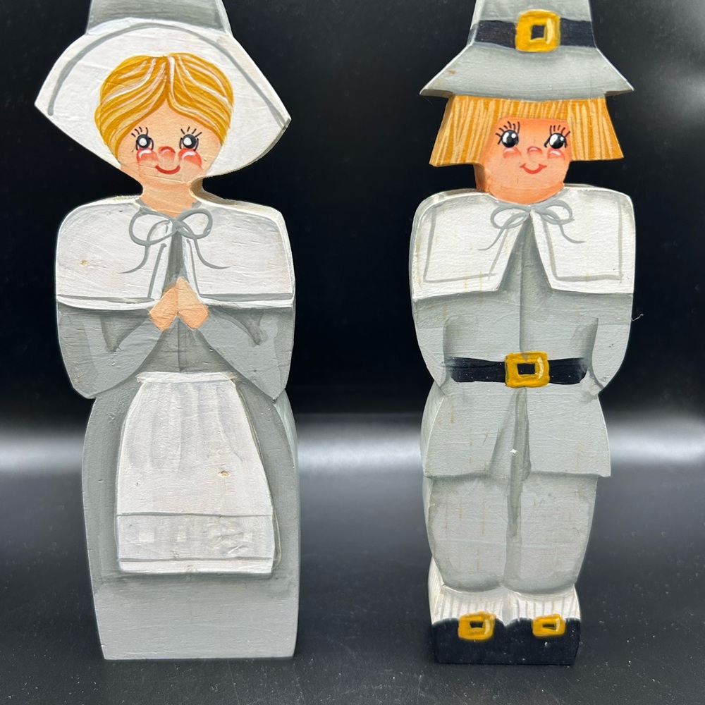 Vtg Pilgrim Wooden Handmade Hand-painted Figurines Stand Couple Rustic Folk Used
